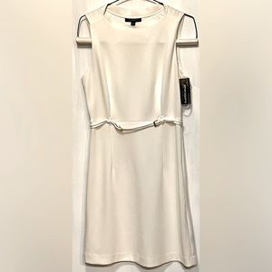 NWT Beautiful white, midi, Sharagano Sheath Dress. Size 10 Thin, 2 buckle belt